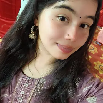 Soni Gupta English Home Tutor in Lekhraj Market Lucknow with 2 Years Experience