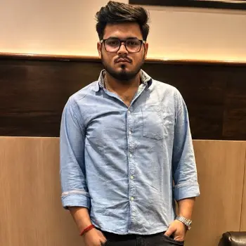 Shashwat pandey Physics Home Tutor in Aliganj Lucknow with 3 Years Experience