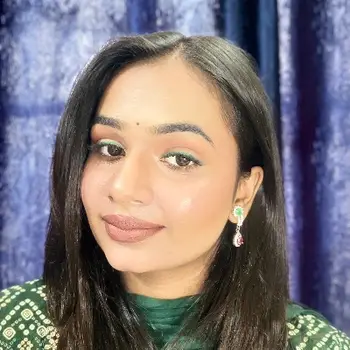 Arushi Dwivedi English Home Tutor in Aashiana Lucknow with 1 Years Experience