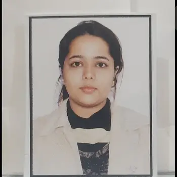 Arisha Shams Biology Home Tutor in Husainabad Lucknow with 1 Years Experience