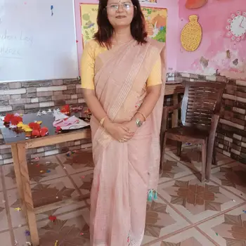 Upika Singh Maths Home Tutor in Manak Nagar Lucknow with 10 Years Experience