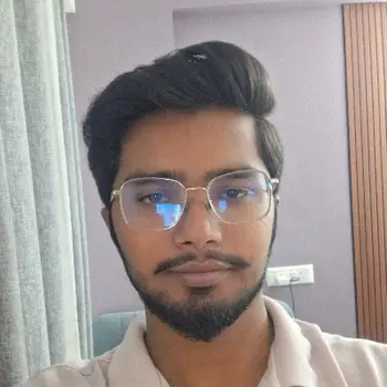 Shivank Singh Maths Home Tutor in Balaganj Lucknow with 2 Years Experience