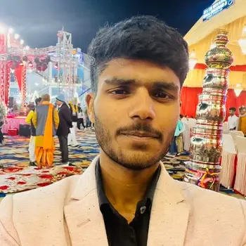 Aditya Yadav Maths Home Tutor in Rajajipuram Lucknow with 2 Years Experience