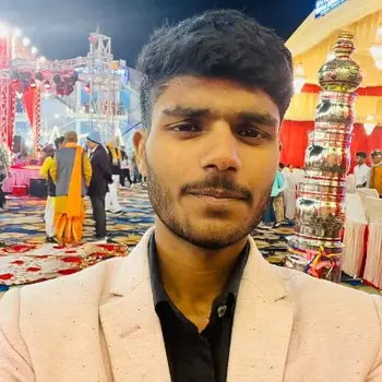 Aditya Yadav Maths Home Tutor in Rajajipuram Lucknow with 2 Years Experience