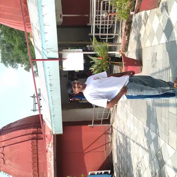 Sarthak Gupta Computer Home Tutor in Aliganj Lucknow with 2 Years Experience