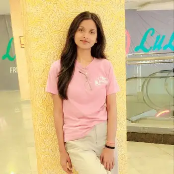 Anchal Patel – Female Home Tutor in Telibagh Lucknow | English Tuition with 4 Years Experience