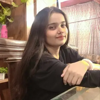 Riya Singh all-subjects Home Tutor in Gomti Nagar Lucknow with 2 Years Experience