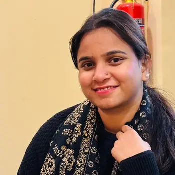 Manshi Vimal – Female Home Tutor in Harihar Nagar Lucknow | English Tuition with 1 Years Experience