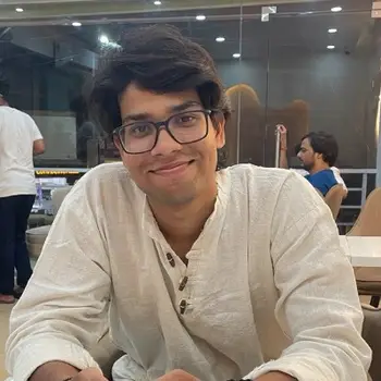 Aditya Pandey Maths Home Tutor in Lalbagh Lucknow with 2 Years Experience