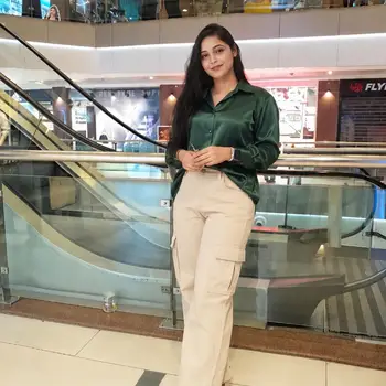 Akanksha Singh – Female Home Tutor in Chinhat Lucknow | Maths Tuition with 5 Years Experience