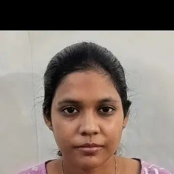 Tripti Jain – Female Home Tutor in Chowk Lucknow | Maths Tuition with 4 Years Experience