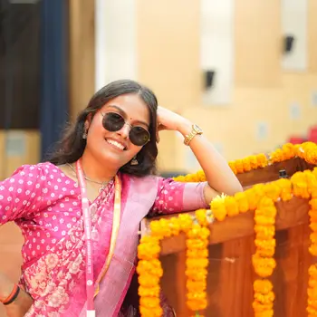 Shubhangi nigam Maths Home Tutor in Aishbagh Lucknow with 4 Years Experience