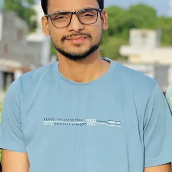 Abhishek Singh Maths Home Tutor in Ahmamau Lucknow with 2 Years Experience