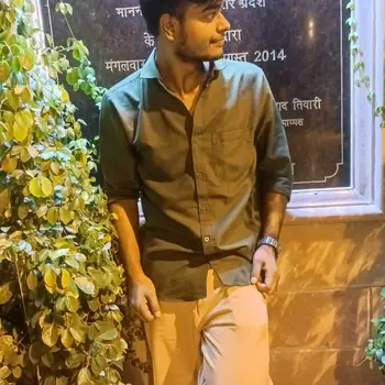 Deepak Rathore Maths Home Tutor in Jankipuram Lucknow with 1 Years Experience
