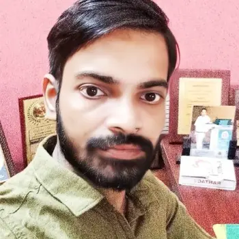 Amit Kumar Singh Maths Home Tutor in Daliganj Lucknow with 10 Years Experience