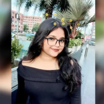 Shreya Singh English Home Tutor in Lucknow Cantonment Lucknow with 3 Years Experience