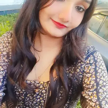 Sonam Sharma all-subjects Home Tutor in Vinay khand  Lucknow with 2 Years Experience