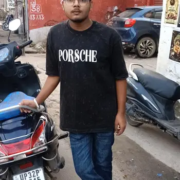 Aryan Pal Maths Home Tutor in Alambagh Lucknow with 1 Years Experience