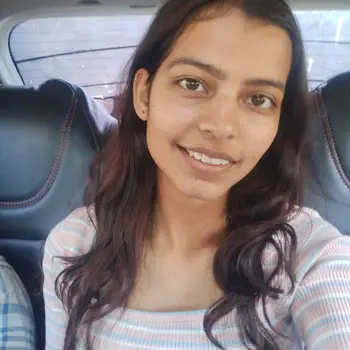 Manvi Singh English Home Tutor in Jankipuram Lucknow with 2 Years Experience