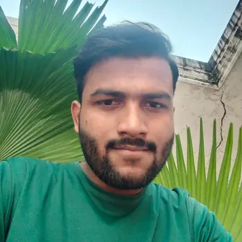 Gaurav Yadav Maths Home Tutor in Aliganj Lucknow with 3 Years Experience