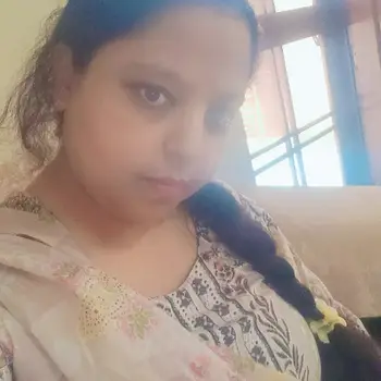 Zoya Khan all-subjects Home Tutor in Sitapur Road  Lucknow with 2 Years Experience