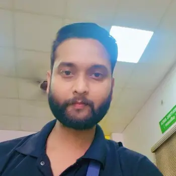 Priyanshu Mishra Maths Home Tutor in Aliganj Lucknow with 9 Years Experience