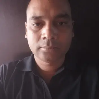Shesha Kumar Bharati Maths Home Tutor in Alambagh Lucknow with 07 Years Experience