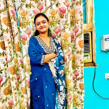 Priya Singh English Home Tutor in Hussainganj Lucknow with 1 Years Experience