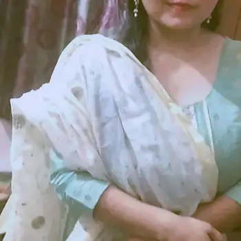 Priyanka Ojha Tutor From Indira Nagar Lucknow