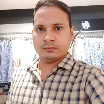 Mahendra Kumar yadav  Tutor From Hazratganj Lucknow