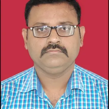 SIDDHARTH JHA  home tutor From Balaganj Lucknow
