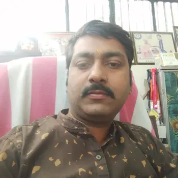Yaduvendra Pratap Singh home tutor in Vikas Nagar Lucknow