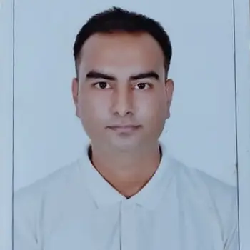 Adarsh Tripathi Tutor From Aliganj Lucknow