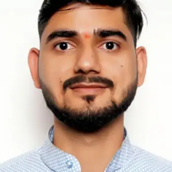 Gyanendra Pandey  Tutor From Daliganj Lucknow