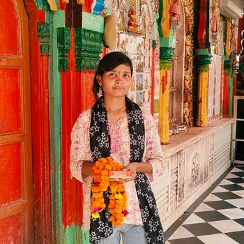 Shivani Dixit Tutor From Indira Nagar Lucknow