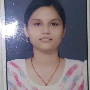 Vidhi prakash Tutor From Aashiana Lucknow