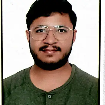 Astik Mishra  home tutor in Aliganj Lucknow