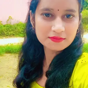 Nisha Sharma Tutor From Indira Nagar Lucknow