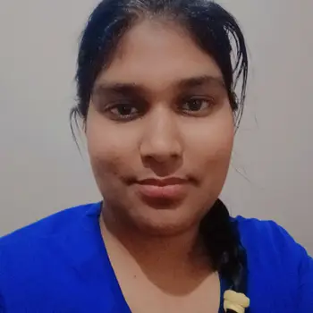 Kshama Gupta Tutor From Triveni Nagar Lucknow