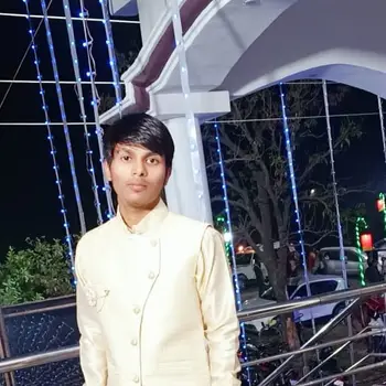 Pulkit dubey Tutor From Chinhat Lucknow