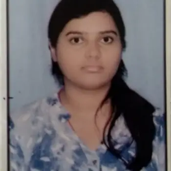Ayushi  Pandey Tutor From Parag Lucknow