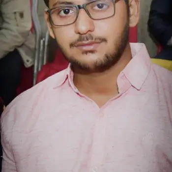 Saqlain Abbas Zaidi  Tutor From Husainabad Lucknow