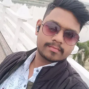 Mayank Sharma Tutor From Hazratganj Lucknow