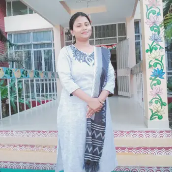 Pooja Verma  Tutor From Indira Nagar Lucknow