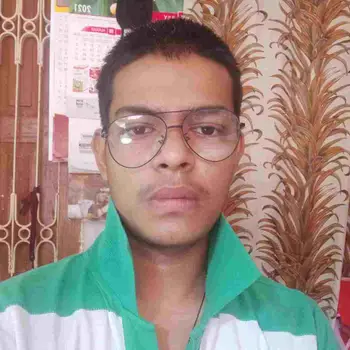 Vishal Chaubey  Tutor From Polytechnic Chauraha Lucknow