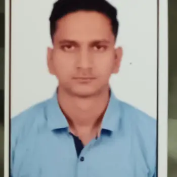 Aditya  Tutor From Gomti Nagar Lucknow