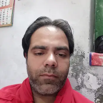 Zahid husain  Tutor From Husainabad Lucknow