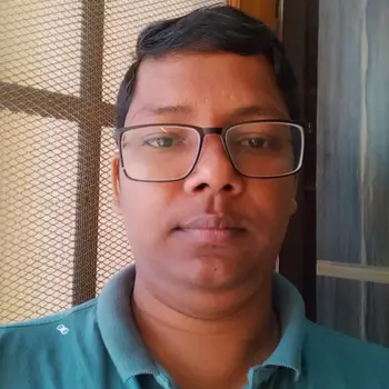 Rahul maurya Tutor From Alambagh Lucknow