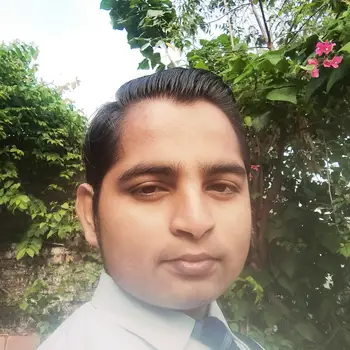 Vivek Tiwari  Tutor From Chinhat Lucknow