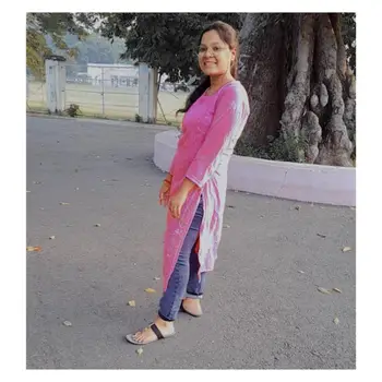 Asmita sharma  Tutor From Triveni Nagar Lucknow